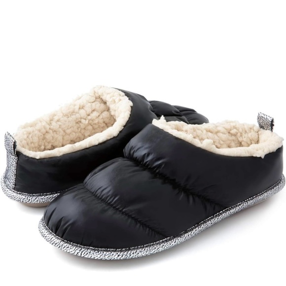 Down Puff Memory Foam Clog Slipper - Picture 1 of 8